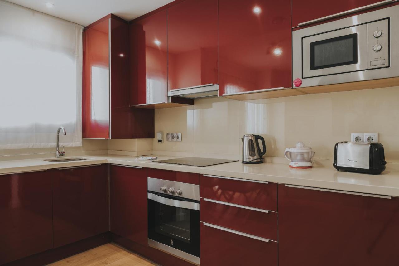 Caleta Homes - Apartamentos Pompidou Málaga Dış mekan fotoğraf
