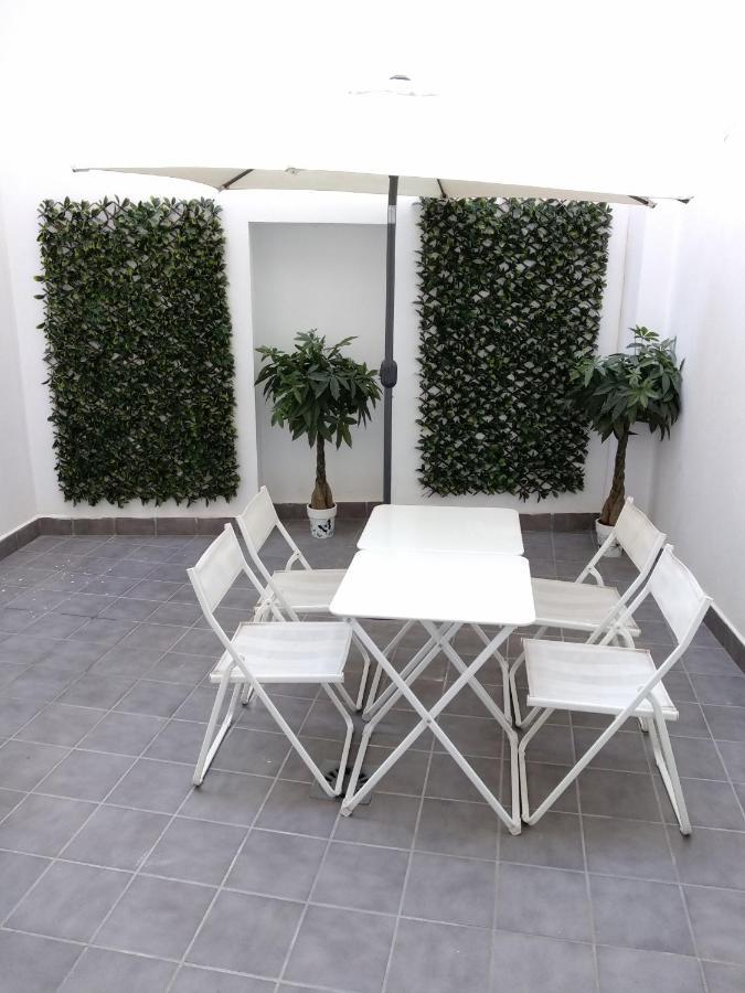 Caleta Homes - Apartamentos Pompidou Málaga Dış mekan fotoğraf