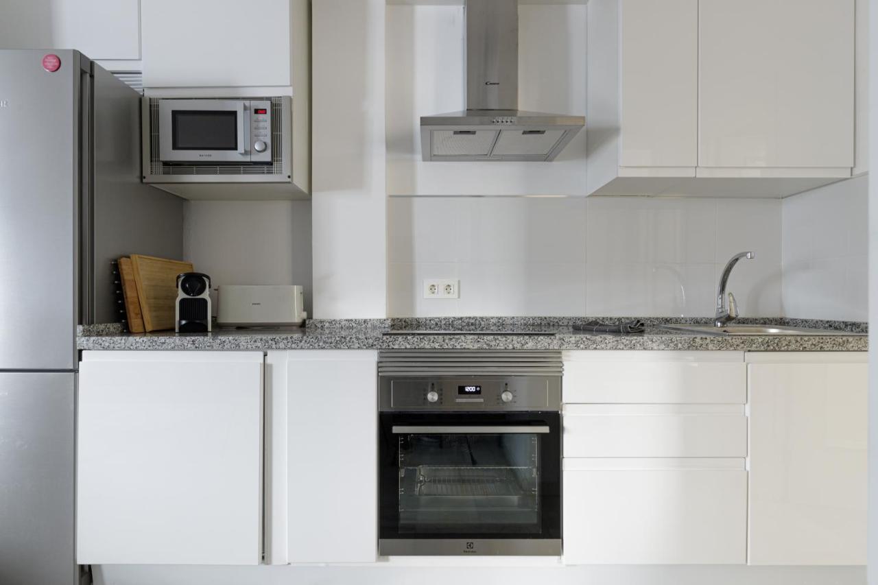 Caleta Homes - Apartamentos Pompidou Málaga Dış mekan fotoğraf